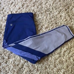 ✨Fabletics✨ Brogan Mesh Capri Leggings